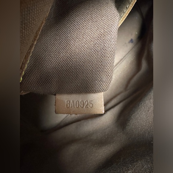 LOUIS VUITTON ALMA PM AUTHENTIC - Picture 12 of 16